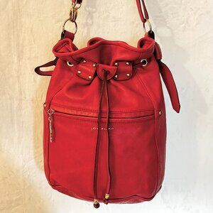 Dimoni Red Pebbled Leather Shoulder Bucket Handbag Golden Hardware Hobo Purse